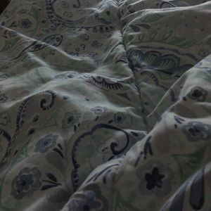 Meet your Posher, Karia